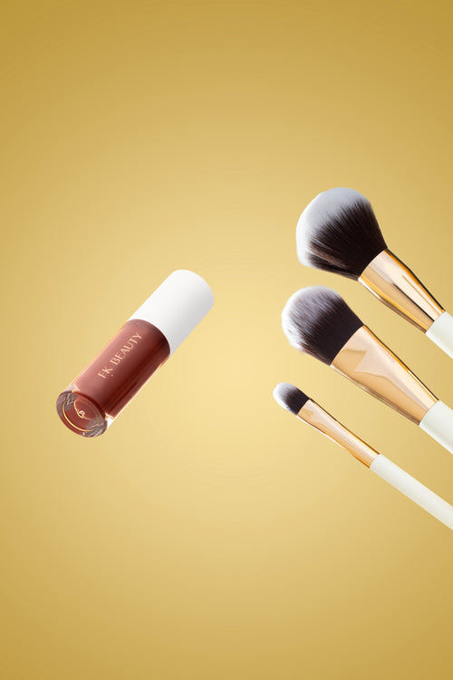 PACK GLOSS + 7 PINCÉIS DE MAQUILHAGEM