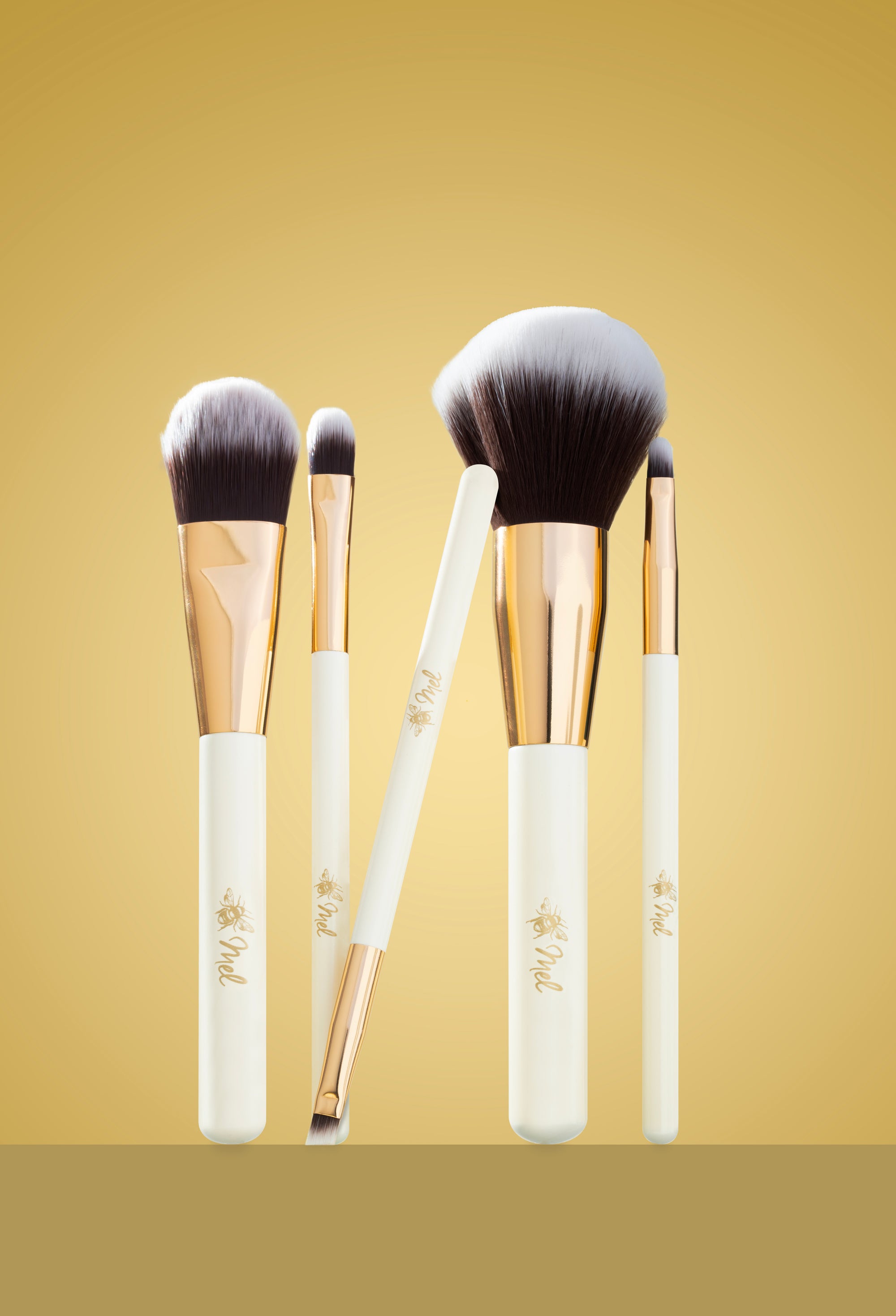 BEE-U-TIFUL - 7 PINCÉIS DE MAQUILHAGEM C/ BOLSA